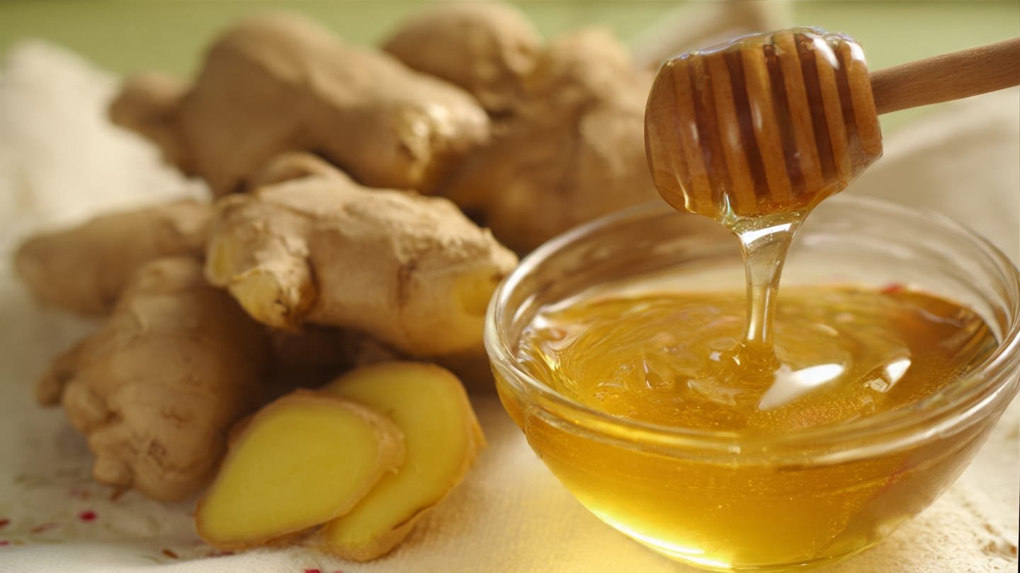Tăng sức đề kháng mùa lạnh bằng gừng và mật ong